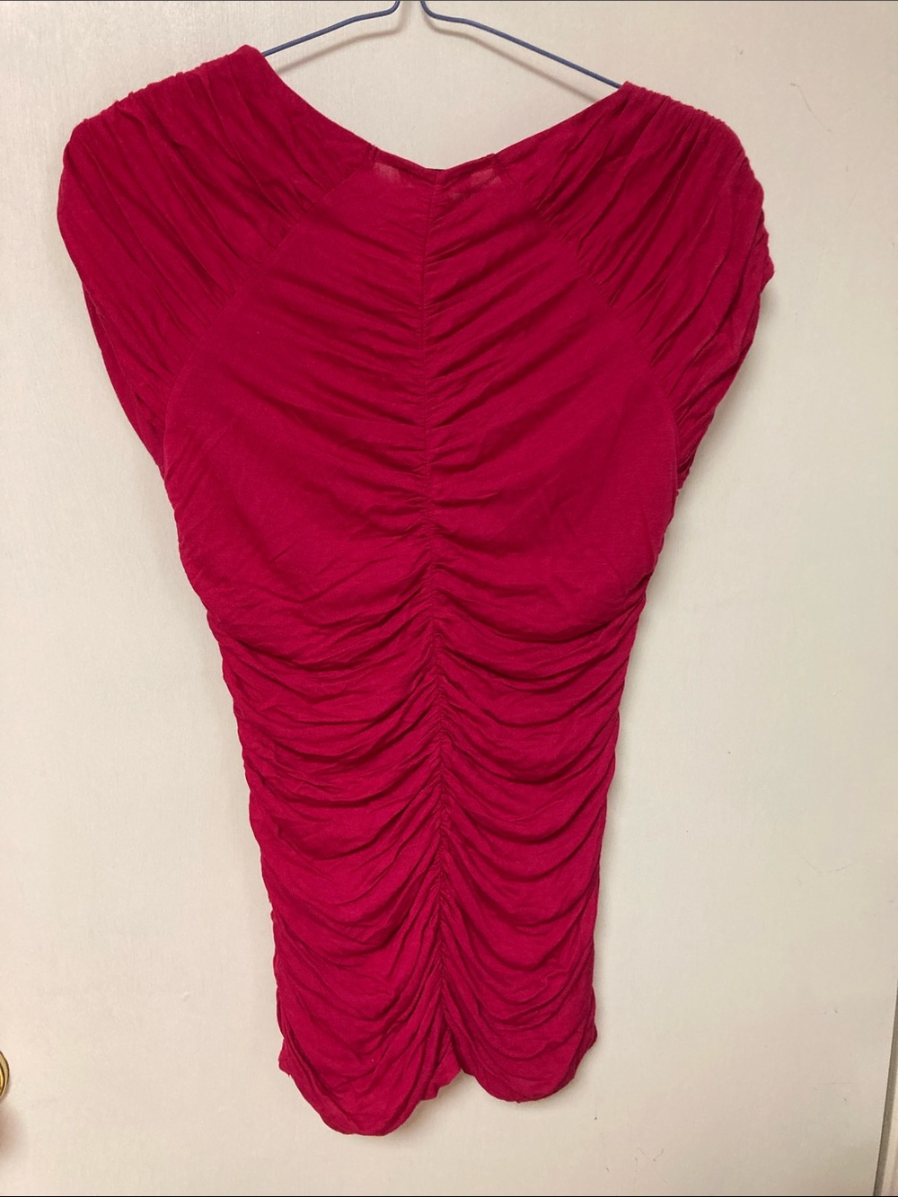 Express Fuchsia Ruched V-Neck Top - Picture 2 of 4
